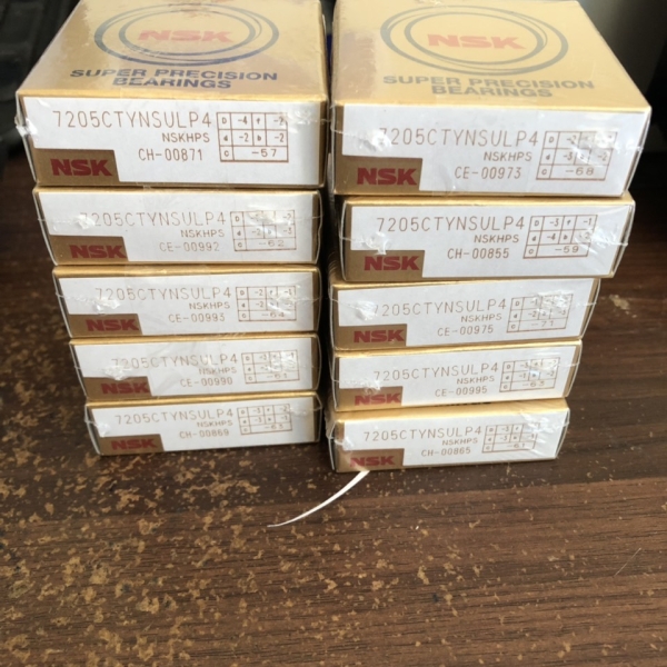 Vòng bi bạc đạn siêu tốc 7205CTYSUPL4 NSK 